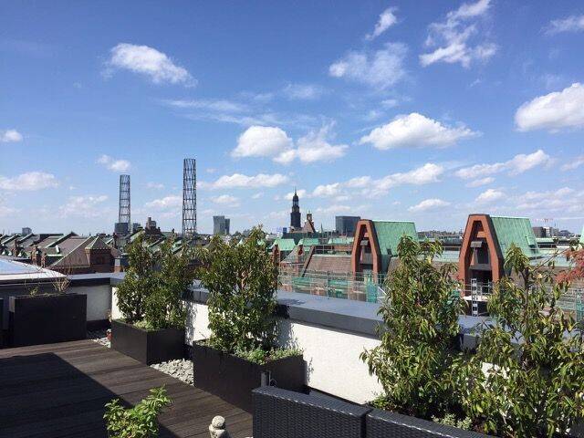Über den Dächern der Hafencity: Hochwertige Wohnung mit großer eigener Dachterrasse