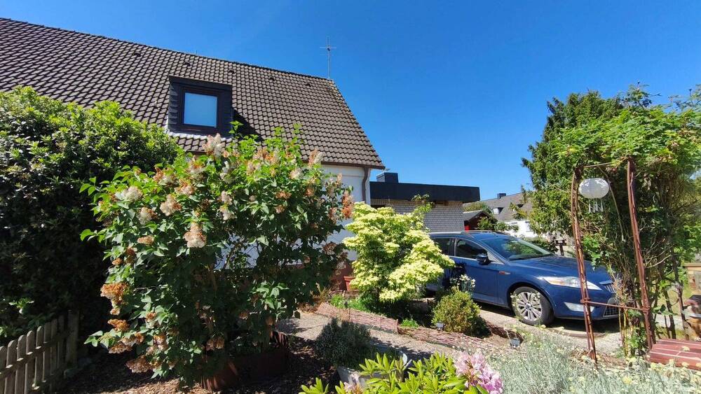 Mehrfamilienhaus, Wohnhaus Uetersen - 6 Zimmer, 140 m&sup2;, 349.000&euro; | Angebot:26798881