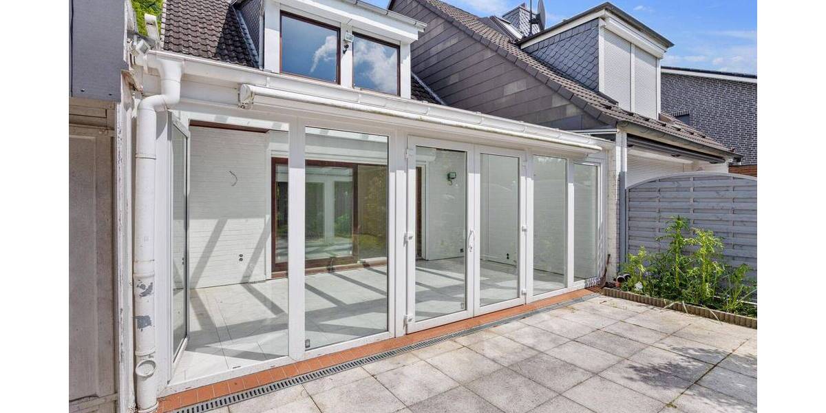 Doppelhaushälfte Halstenbek - 4 Zimmer, 120 m&sup2;, 469.000&euro; | Angebot:26863078