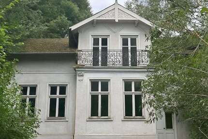 Haus zum Kaufen in Hamburg 1.700.000 € 240 m²