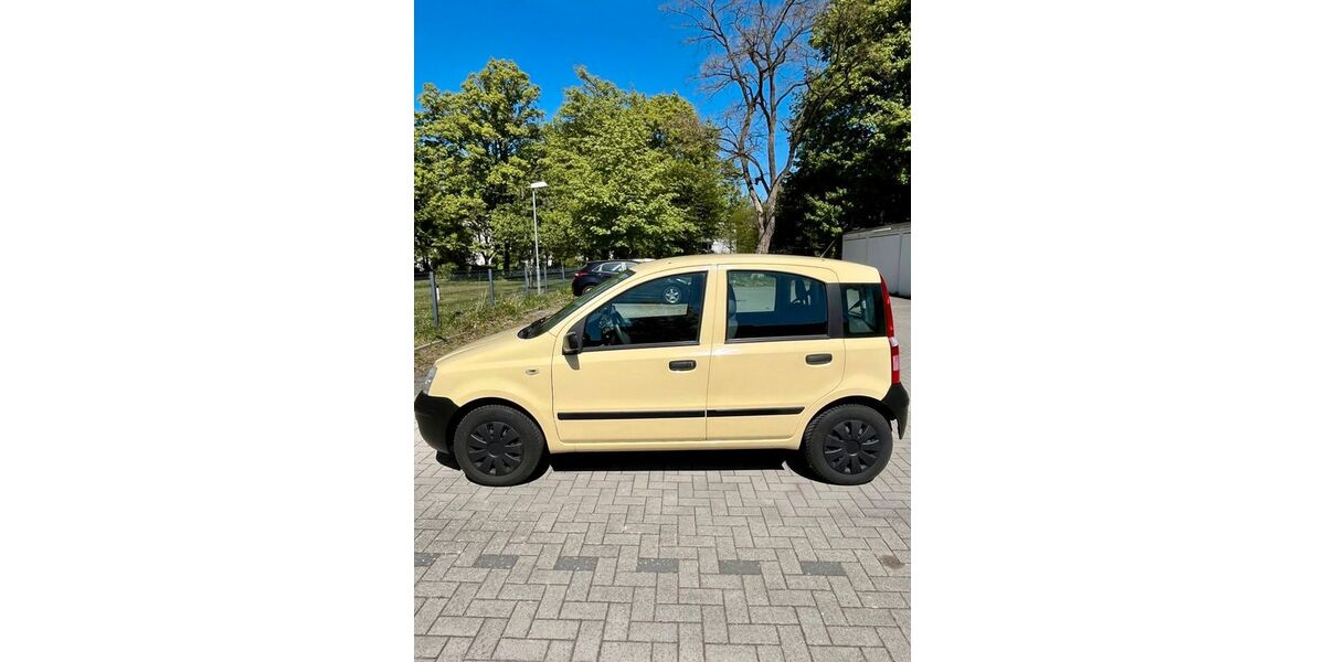 Fiat Panda 64.000 km 2.600 &euro; Hamburg 22149