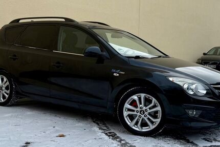 Hyundai i30 83.835 km 7.490 &euro; Hamburg 20537