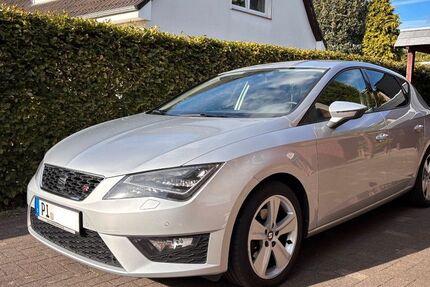Seat Leon 109.000 km 8.600 € Ellerbek 25474