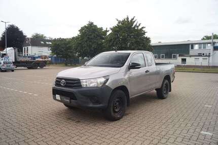 Toyota Hilux 89.000 km 23.500 &euro; Norderstedt (Hamburg) 22848