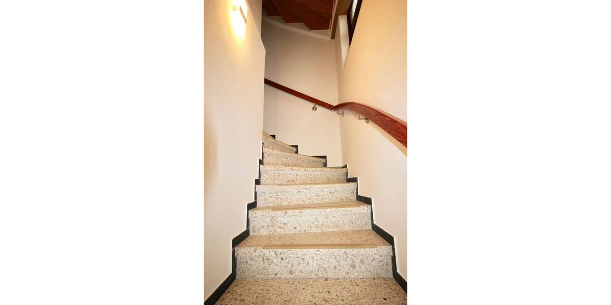 Mehrfamilienhaus, Wohnhaus Hamburg Niendorf - 8 Zimmer, 210 m&sup2;, 1.150.000&euro; | Angebot:26388787
