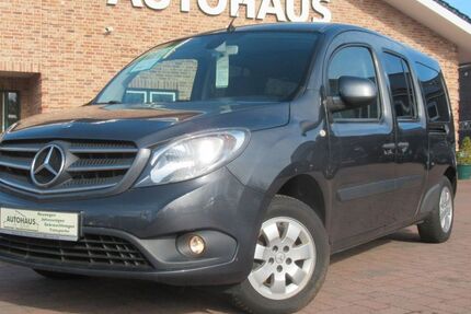 Renault Kangoo 232.114 km 9.900 &euro; Henstedt Ulzburg(20 km nördlich von HH-direkt an der A7) 24558