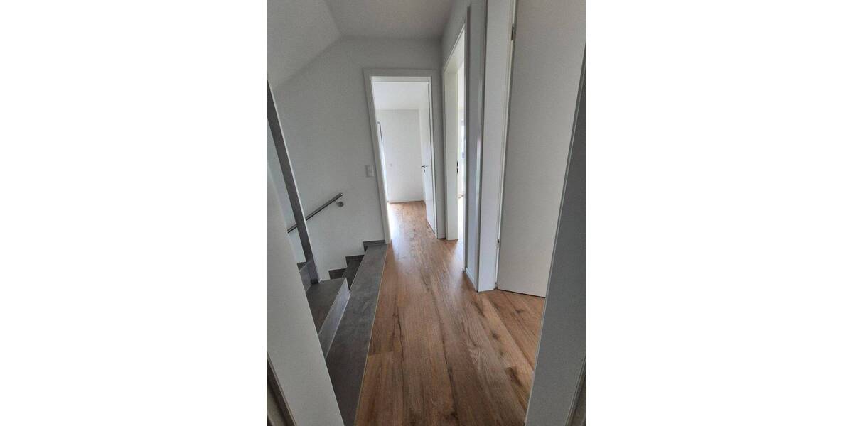 Doppelhaushälfte Norderstedt Garstedt - 4 Zimmer, 137 m&sup2;, 2.585&euro; | Angebot:26868605