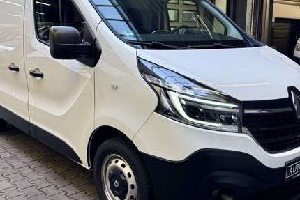 Renault Trafic 48.692 km 22.990 &euro; Geesthacht bei Hamburg 21502