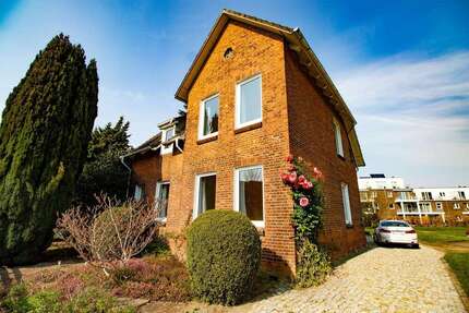 Haus zum Kaufen in Wentorf bei Hamburg 599.500 € 130 m² 8 zimmer