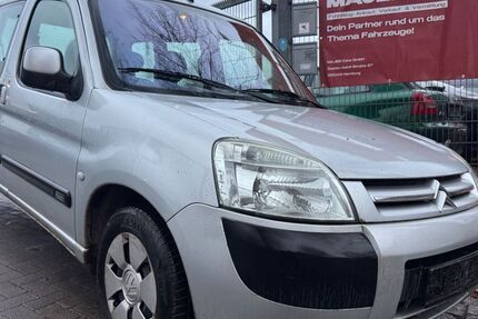 Citroen Berlingo 148.608 km 990 € Hamburg 22043