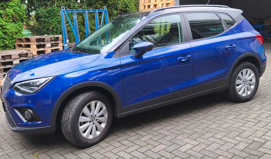 Seat Arona 40.120 km 16.750 € Hamburg 22459