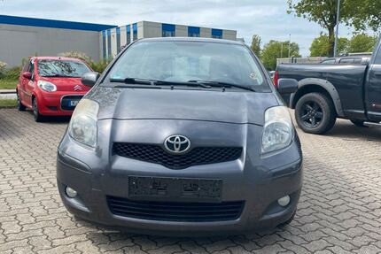 Toyota Yaris 160.000 km 2.300 &euro; Henstedt Ulzburg 24558