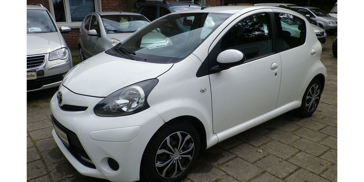 Toyota Aygo (X) 145.743 km 4.200 &euro; Buxtehude 21614