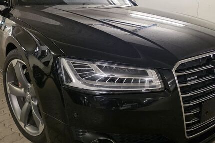 Audi A8 194.000 km 28.990 &euro; Hamburg 22335