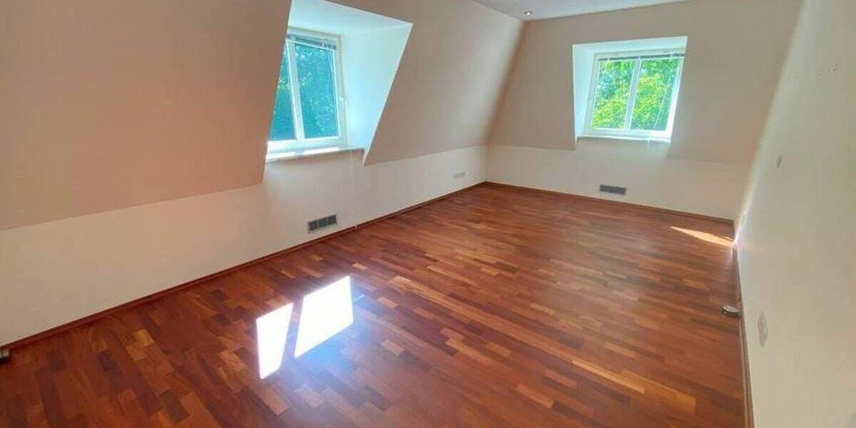 Mehrfamilienhaus, Wohnhaus Quickborn - 9 Zimmer, 352 m&sup2;, 1.849.000&euro; | Angebot:26331132