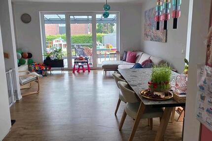 Haus Norderstedt Garstedt - 6 Zimmer, 195 m&sup2;, 2.400&euro; | Angebot:26041605