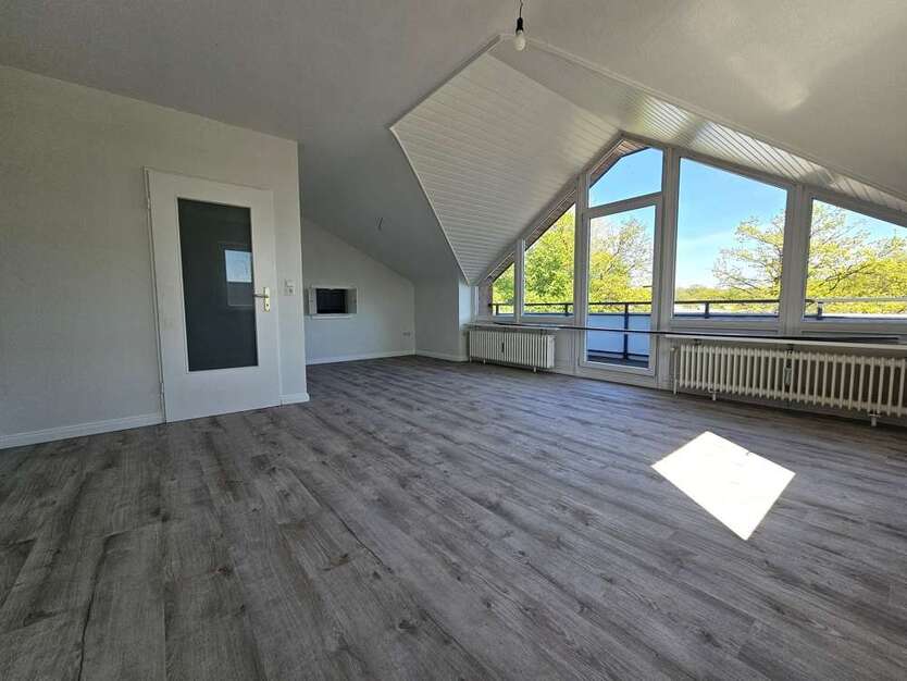 Wohnung zum Mieten in Hamburg-Sasel 1.350 € 92 m²