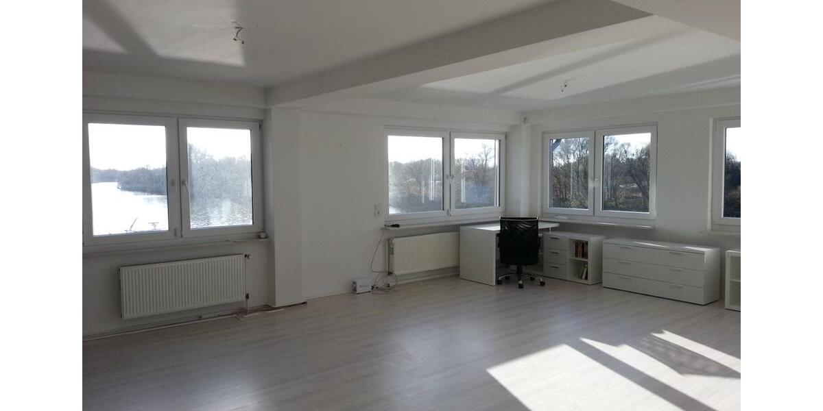 Etagenwohnung Oststeinbek - 3 Zimmer, 130 m&sup2;, 1.550&euro; | Angebot:25219621