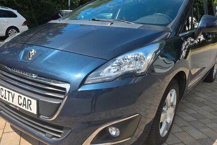 Peugeot 5008 262.000 km 5.900 &euro; Norderstedt b. Hamburg 22848