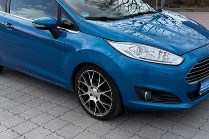 Ford Fiesta 92.362 km 5.600 &euro; Hamburg 20539