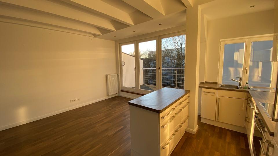 Helle und stilvolle Maisonette-Wohnung möbeliert | Harvestehude 3 zimmer