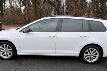 VW Golf 229.500 km 8.700 &euro; Hamburg 22147