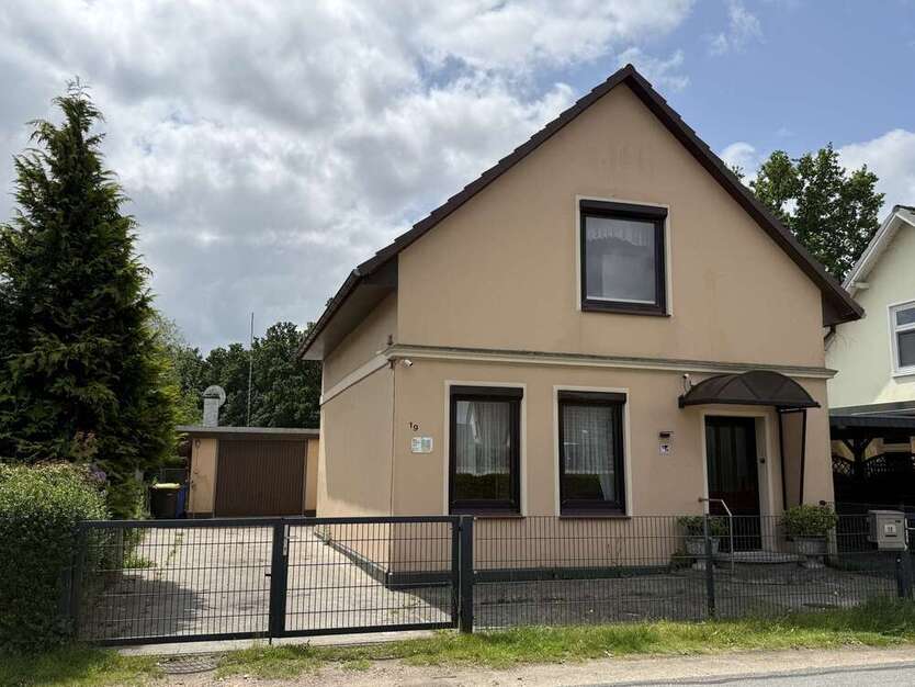 Haus zum Kaufen in Moorrege 249.000 € 90 m²