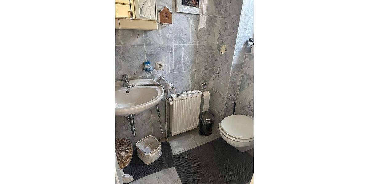 Reihenmittelhaus Hamburg Schnelsen - 1 Zimmer, 150 m&sup2;, 3.500&euro; | Angebot:25985928