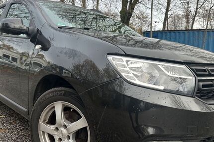 Dacia Logan 72.000 km 7.990 &euro; Hamburg 21079