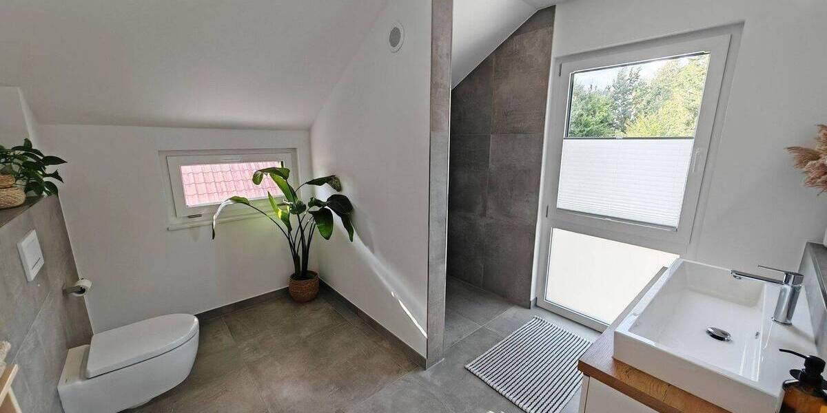 Einfamilienhaus Hamburg Bramfeld - 4 Zimmer, 114 m&sup2;, 2.526&euro; | Angebot:26906403