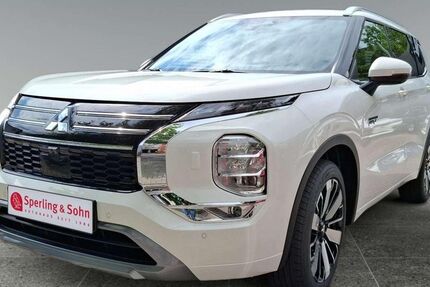 Mitsubishi Outlander 15.000 km 52.990 &euro; Hamburg 20537