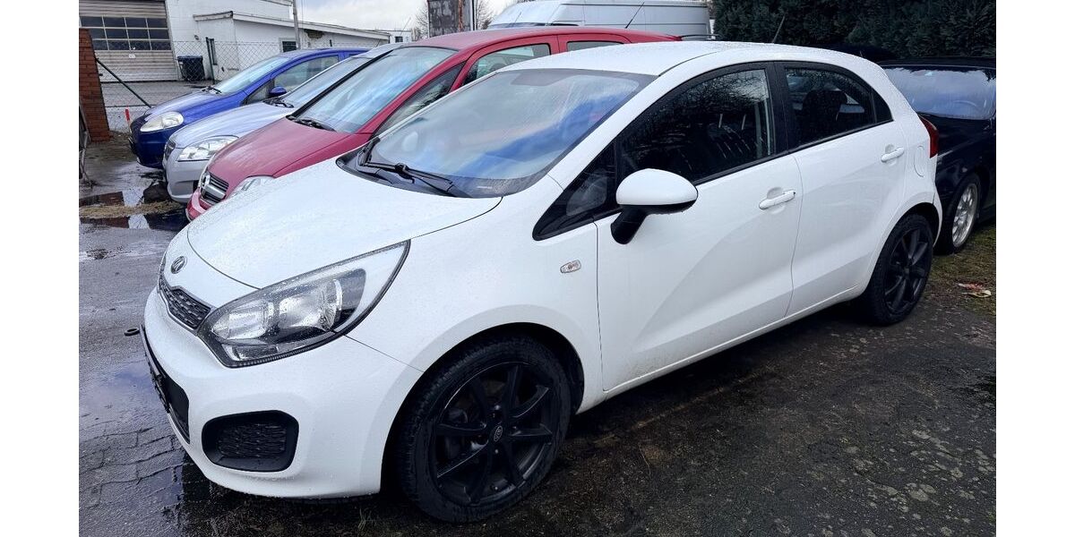 Kia Rio 234.000 km 2.499 &euro; Buxtehude 21614