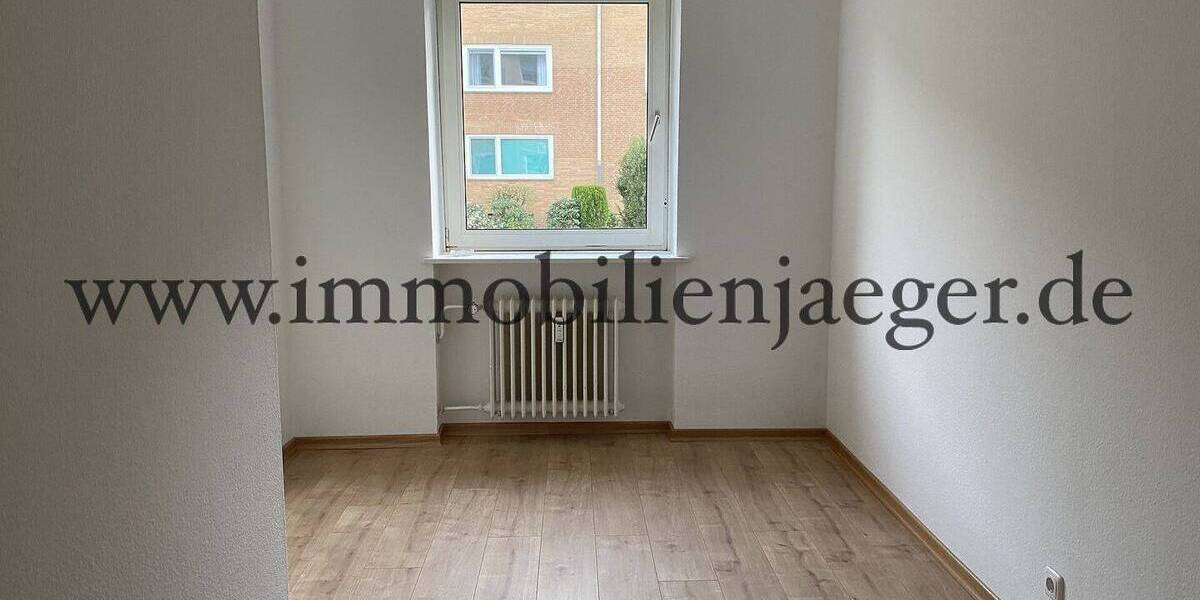 Etagenwohnung Hamburg Farmsen-Berne - 4 Zimmer, 85 m&sup2;, 1.220&euro; | Angebot:26572305