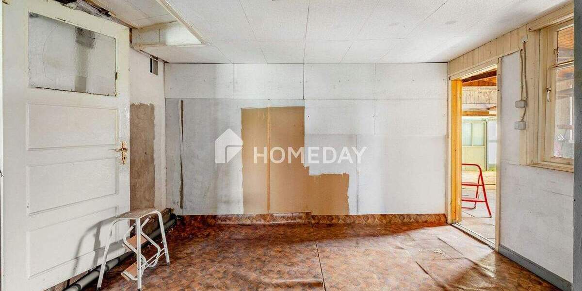 Grundstück mit Altbestand - ideal für Neubebauung 6 zimmer