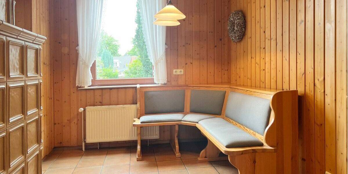 Mehrfamilienhaus, Wohnhaus Pinneberg - 8 Zimmer, 160 m&sup2;, 430.000&euro; | Angebot:26820732