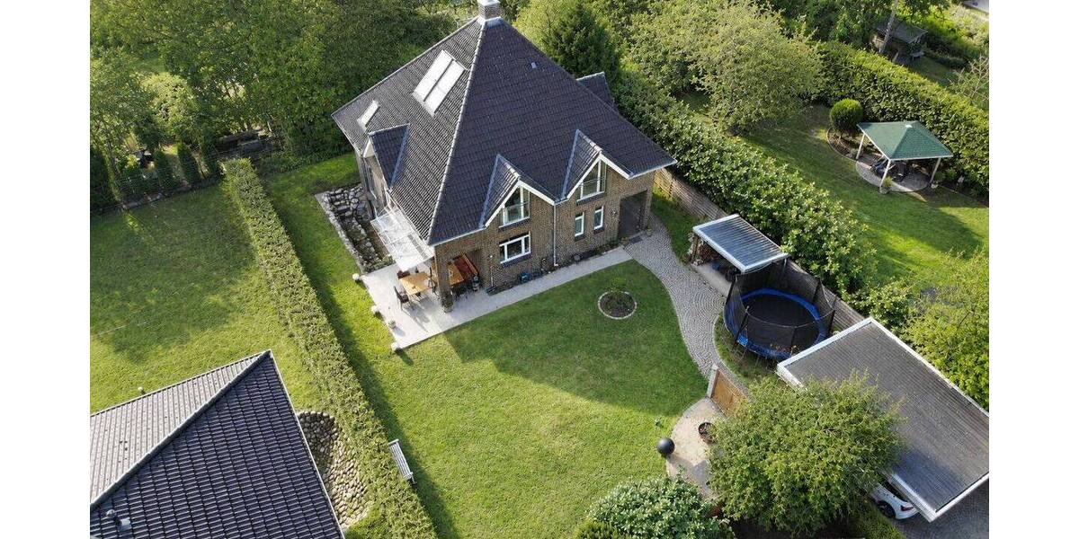 Einfamilienhaus Hamburg Volksdorf - 8 Zimmer, 188 m&sup2;, 1.490.000&euro; | Angebot:26902125