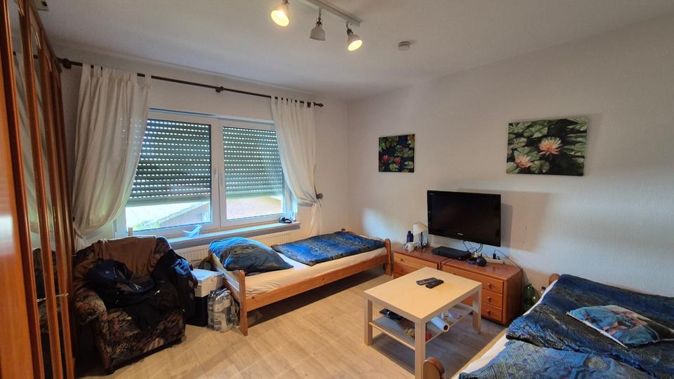 Möbliertes Zimmer in WG Für AzubisStudenten 1 zimmer