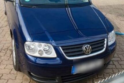 VW Touran 218.000 km 2.999 &euro; Hamburg 20099