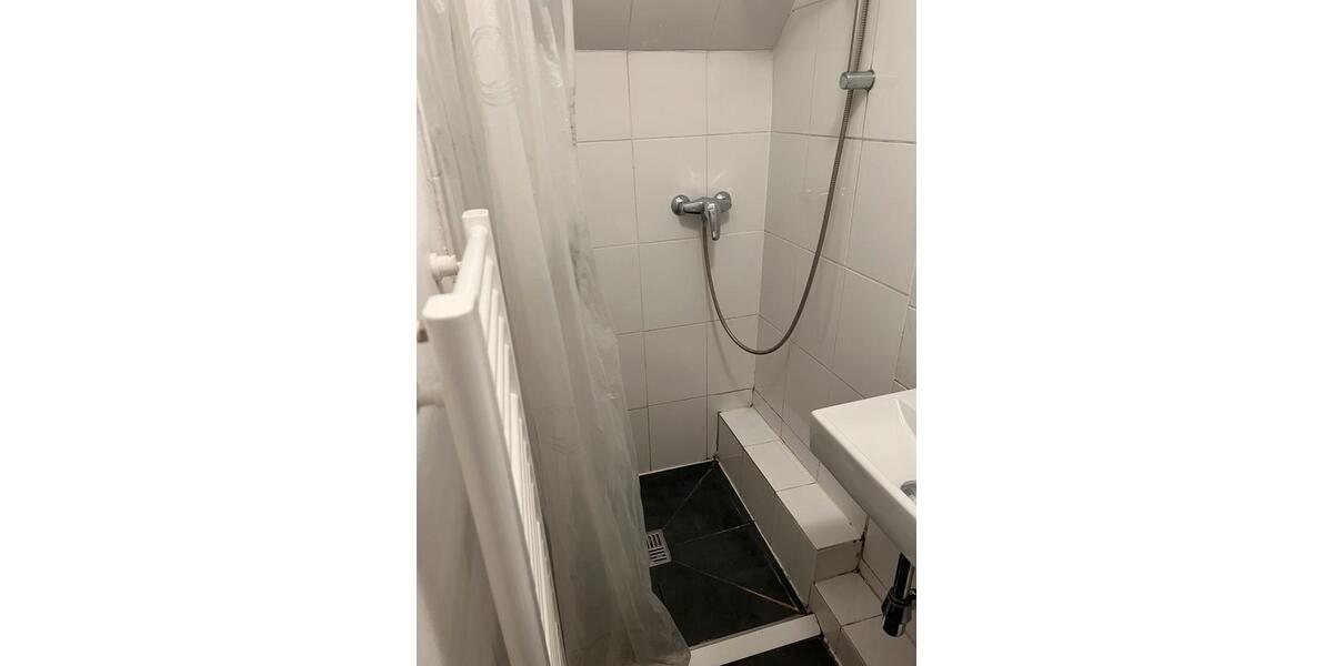 Dachgeschoßwohnung Halstenbek - 4 Zimmer, 69 m&sup2;, 1.430&euro; | Angebot:25544807