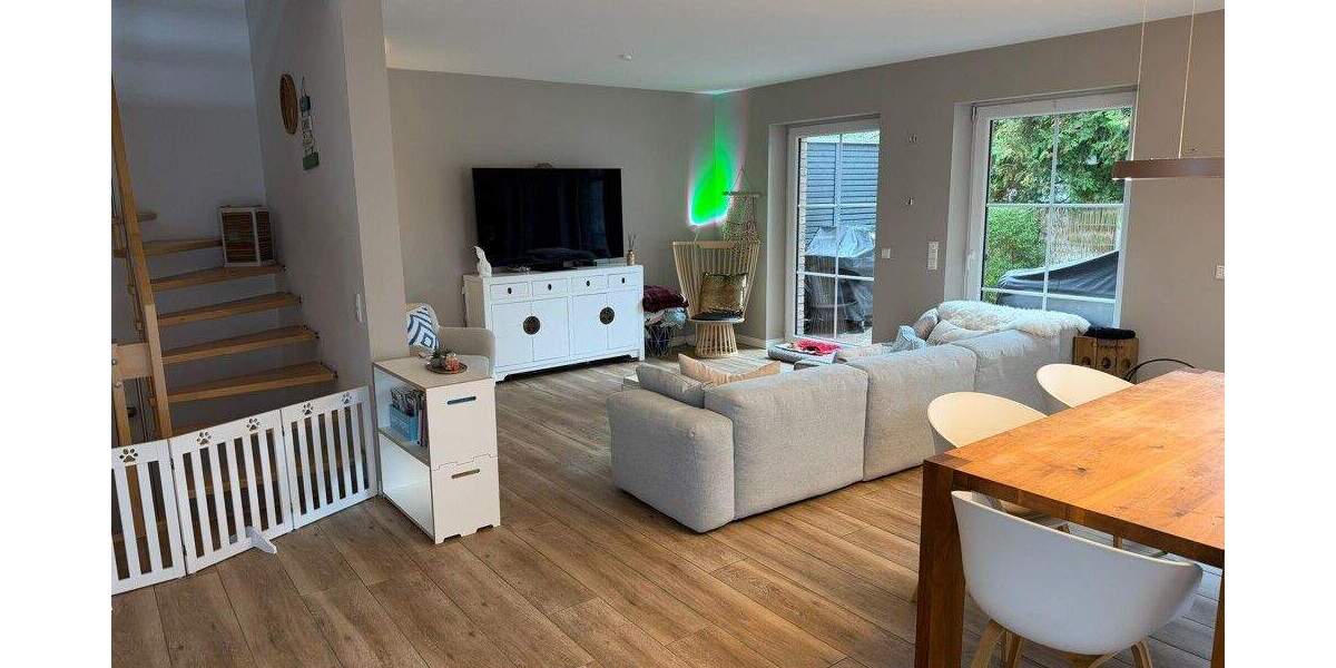 Doppelhaushälfte Hamburg Sasel / Sasel Sasel - 5 Zimmer, 162 m&sup2;, 2.700&euro; | Angebot:25687422