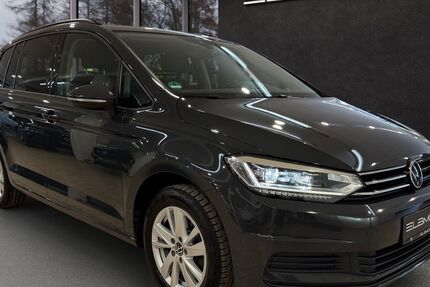 VW Touran 215.342 km 14.980 &euro; Hamburg 20537