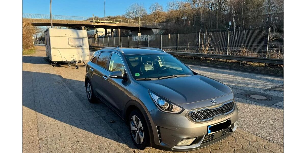 Kia Niro 64.000 km 15.300 &euro; Seevetal 21217