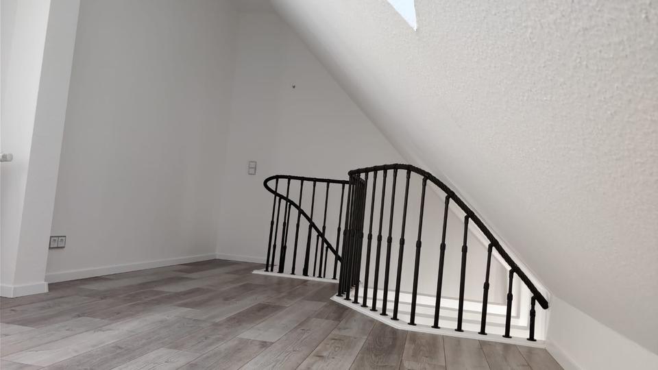 Dachgeschoßwohnung Pinneberg - 2 Zimmer, 35 m&sup2;, 620&euro; | Angebot:26072149