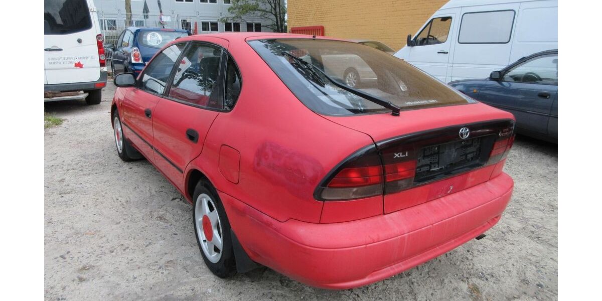 Toyota Corolla 277.622 km 3.200 &euro; Hamburg 20537