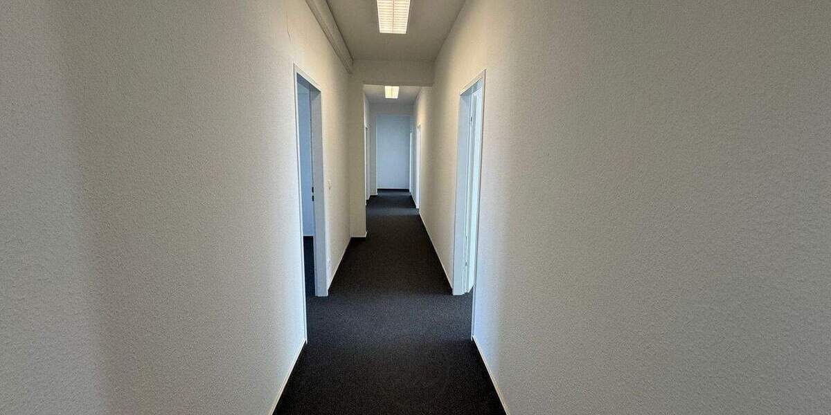 Gewerbeobjekt Hamburg Billbrook - 6 Zimmer, 180 m&sup2;, 1.962&euro; | Angebot:26903020