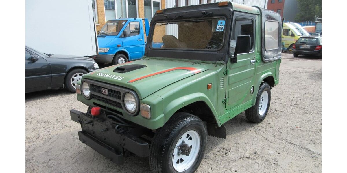 Daihatsu Feroza/Sportrak 34.569 km 4.400 &euro; Hamburg 20537