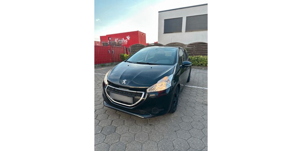 Peugeot 208 220.000 km 1.999 &euro; Hamburg 21077