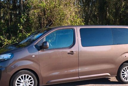 Peugeot Traveller 136.000 km 21.900 &euro; Hamburg 22149