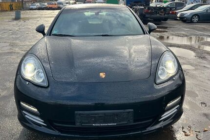 Porsche Panamera 276.862 km 14.990 &euro; Hamburg 22113