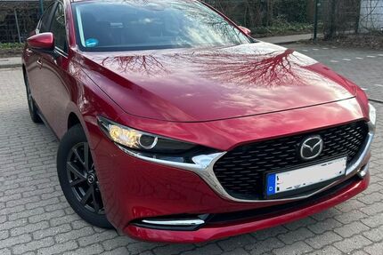 Mazda 3 21.391 km 22.900 &euro; Pinneberg 25421